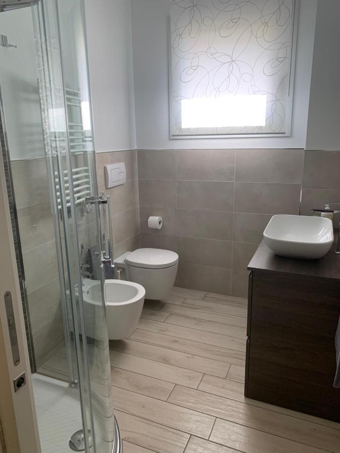 Appartamento Casa Eva con piscina privata Moniga del Garda Esterno foto